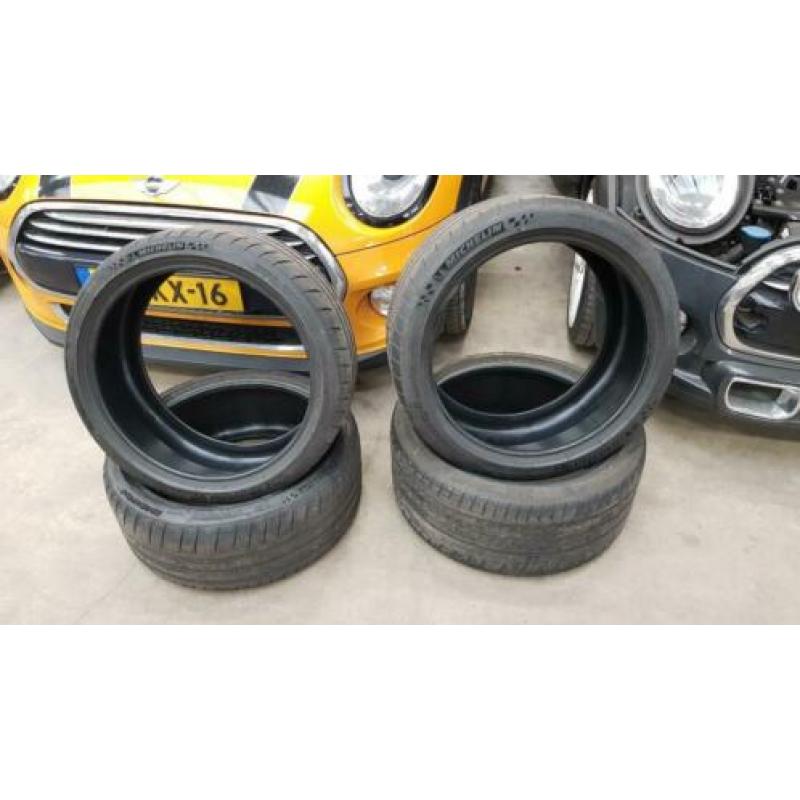 Michelin Pilot Sport Cup 2 bandenset (245/35R19, 265/35R19)