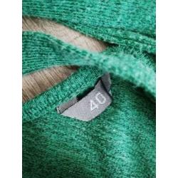 Top/Shirt Z.g.a n maat 40 is 2 maal gedragen