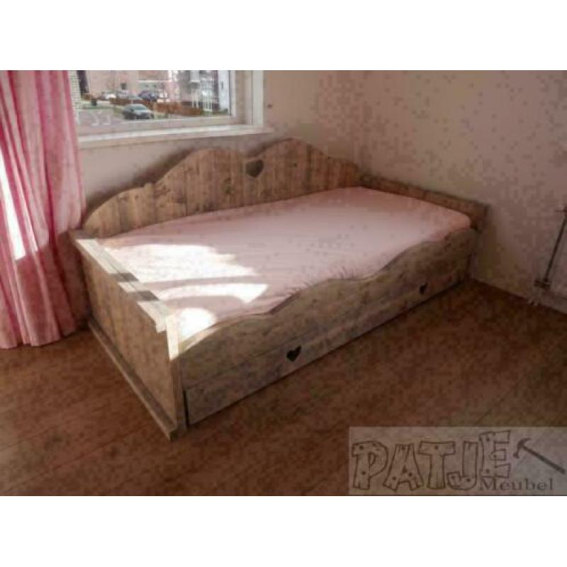 bed met lade
