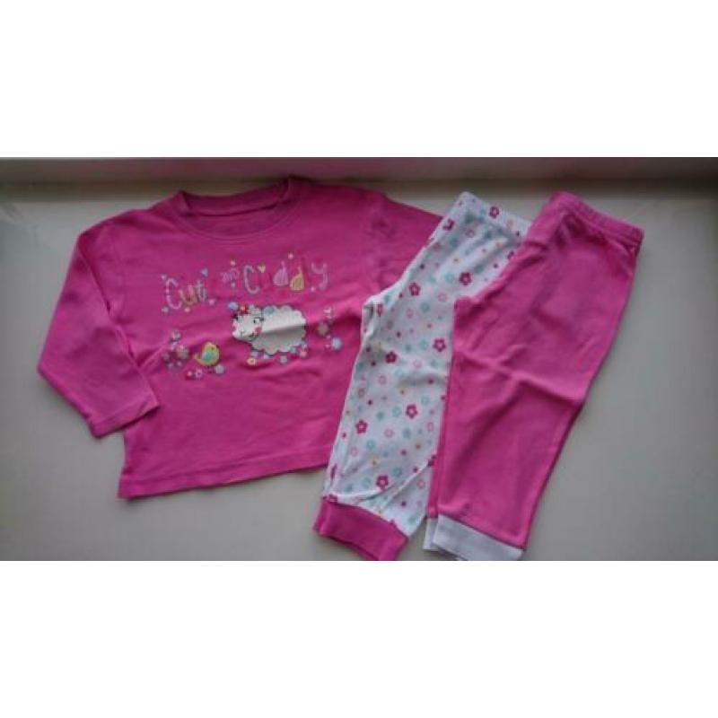 Roze / witte pyjama, met 2 broekjes, maat 86 (74/80)