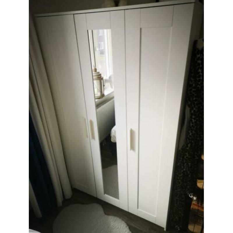 Brimnes Ikea kast 3 deurs wit
