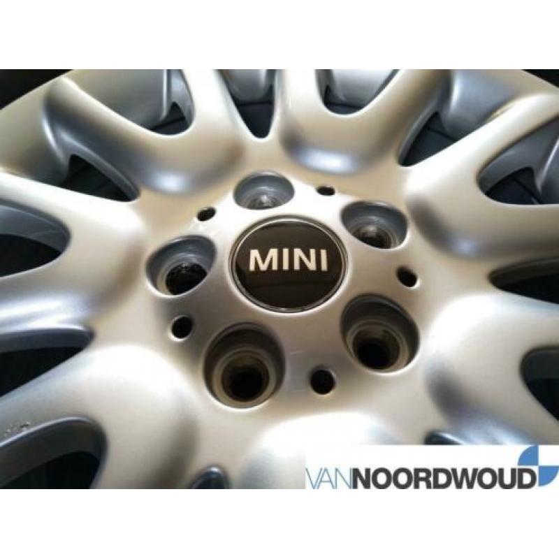 MINI Cooper One F5x velgen 16 inch Victory Spoke Michelin