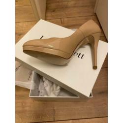 L.K. Bennett pumps maat 38