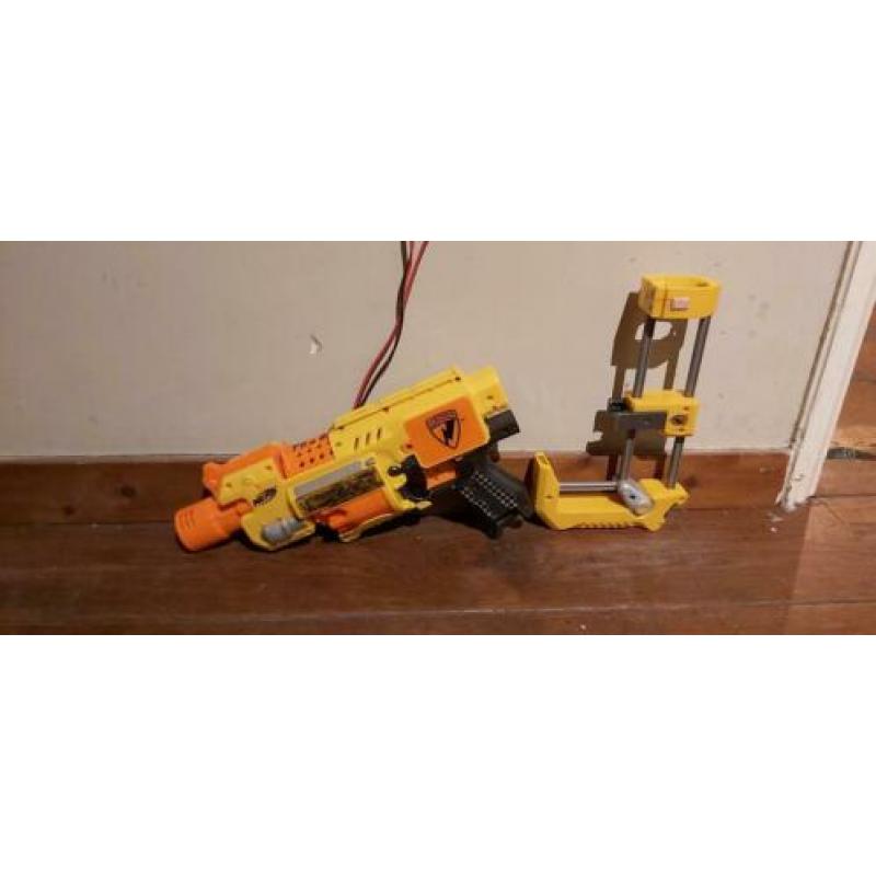 Nerf blasters met accessoires