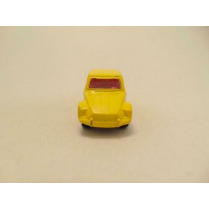 Citroen Dyane 1:64 Corgi geel