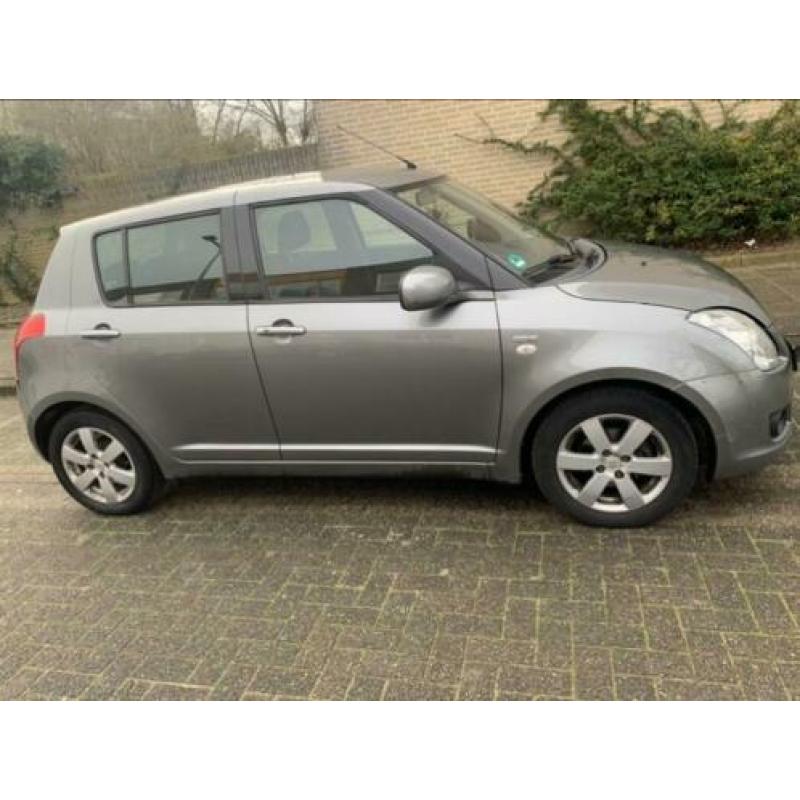 Suzuki Swift 1.3 D 5D 2008 Grijs