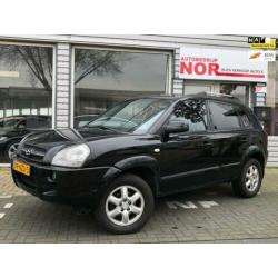 Hyundai Tucson 2.0i Active Leer Airco extra set velgen met b