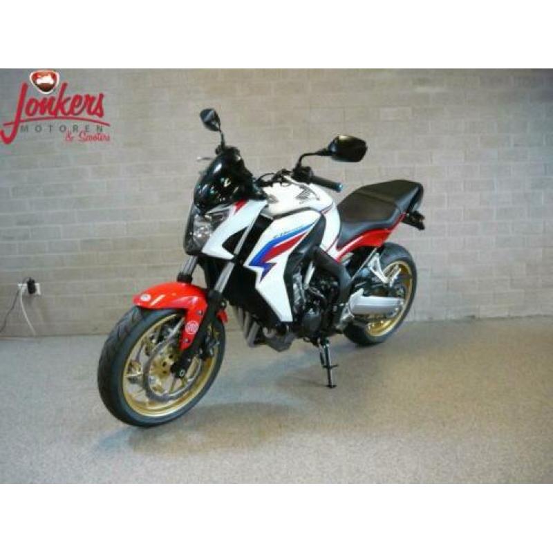 HONDA CB 650 F ABS (bj2015) CB650F / CB650 nieuwe set banden