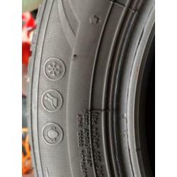 WinterBanden 185/60R14 - 4 winter banden bijna niet gebruikt