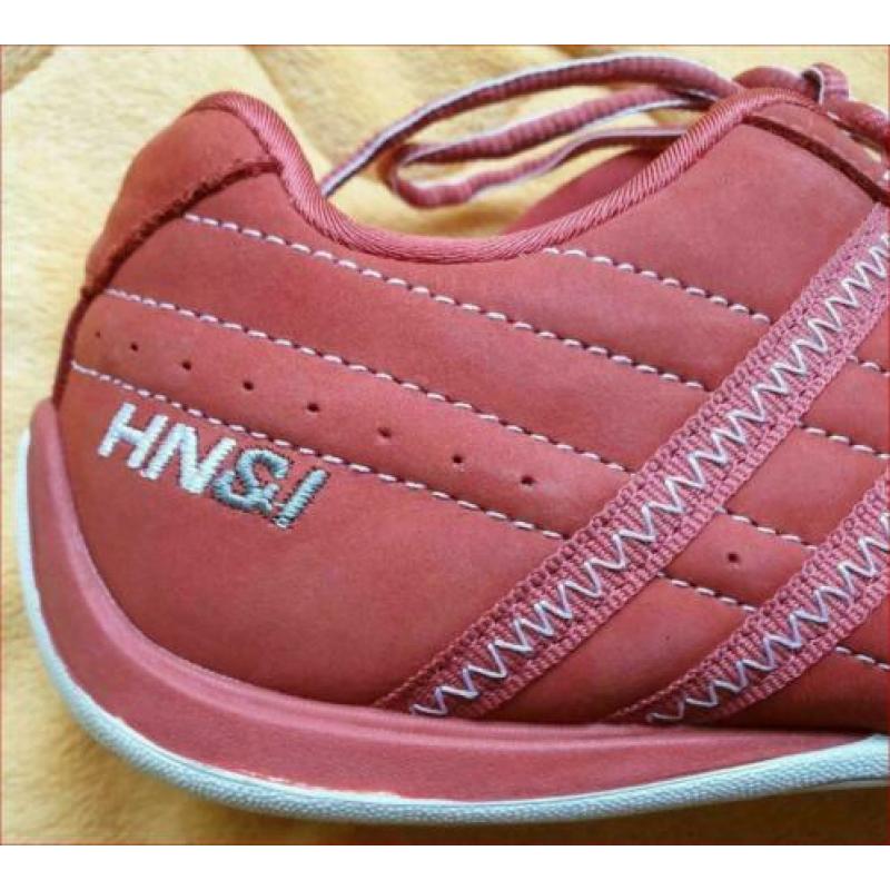 Bijna nieuwe HUMAN NATURE leren nubuck sneakers maat 41