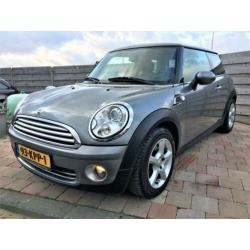 MINI Mini 1.4 One Anniversary MK II NL-Auto (bj 2010)