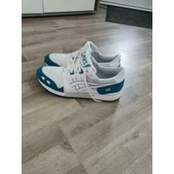 Asics 43