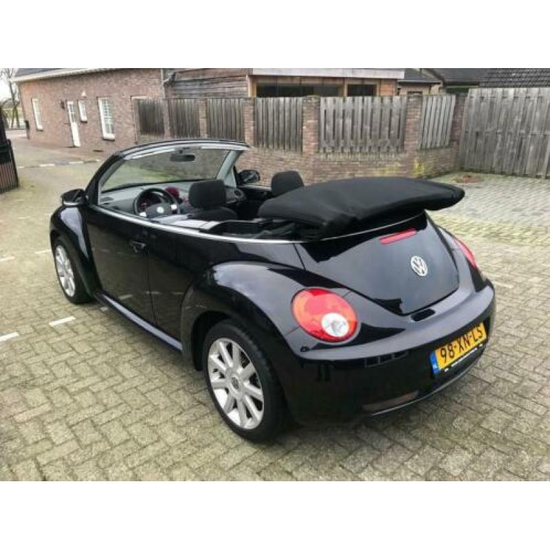 Volkswagen New Beetle Cabriolet 1.6 Highline