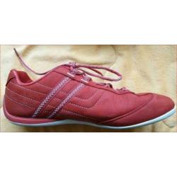 Bijna nieuwe HUMAN NATURE leren nubuck sneakers maat 41