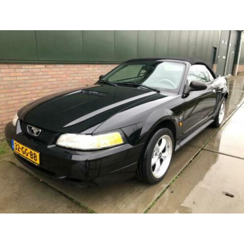 Ford USA Mustang 3.8 V6 Convertible Nederlandse auto,napauto
