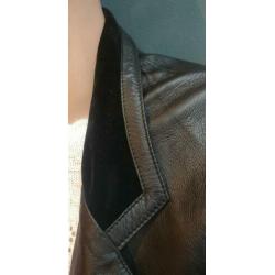 Vintage leren jasje (80s/90s) met fluwelen details ( MT M)