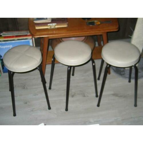 Krukken retro vintage gevoerde zitting jaren 60 a 70 orginel