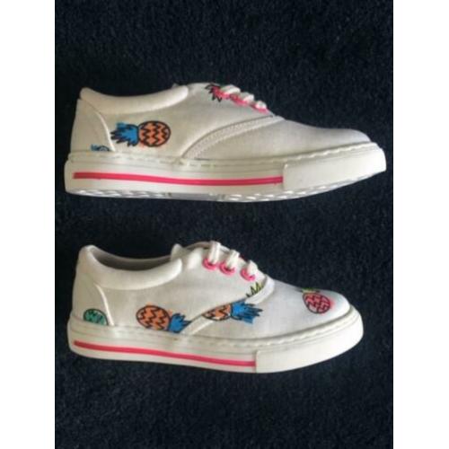 Stella McCartney Schoenen Beige Ananas Maat 26 NIEUW