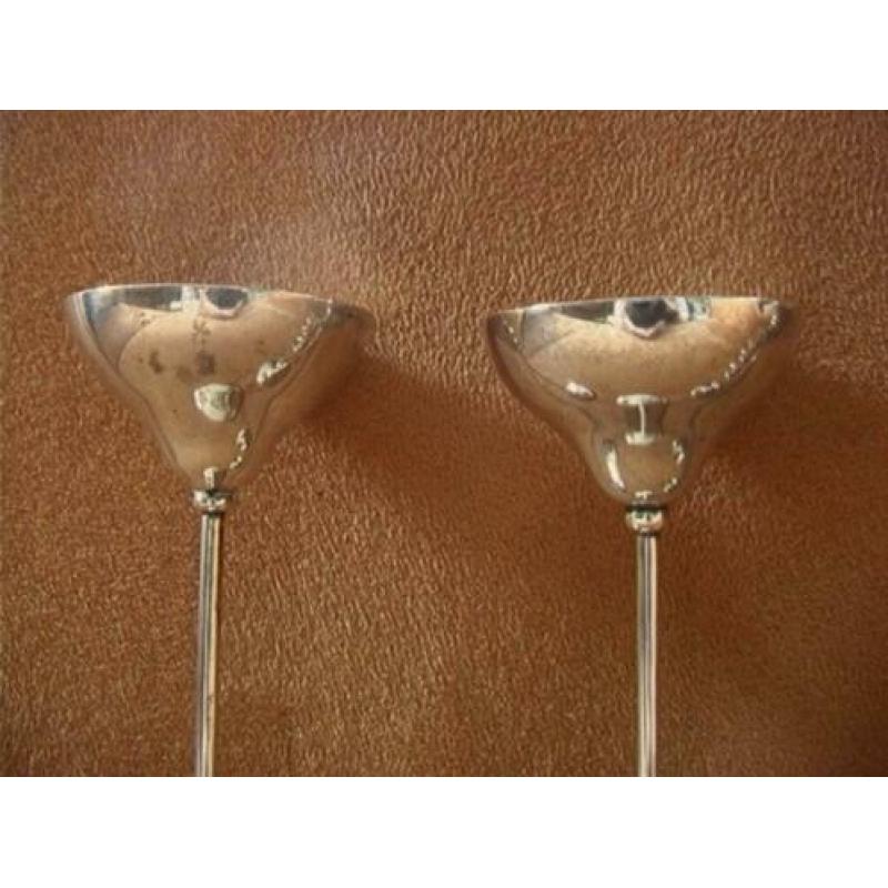 Zes zilveren coupes, op hoge voet, Art Deco zilver