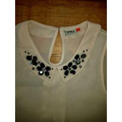 2 Only tops/blousjes 40