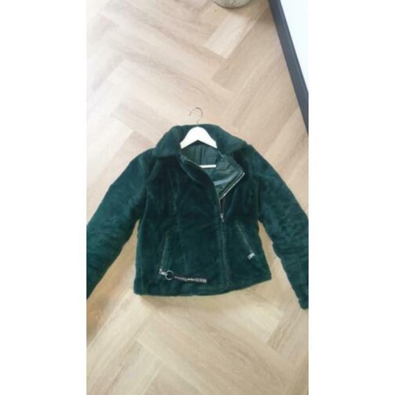 Guess jas maat xs