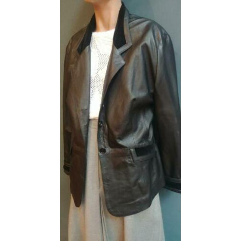 Vintage leren jasje (80s/90s) met fluwelen details ( MT M)
