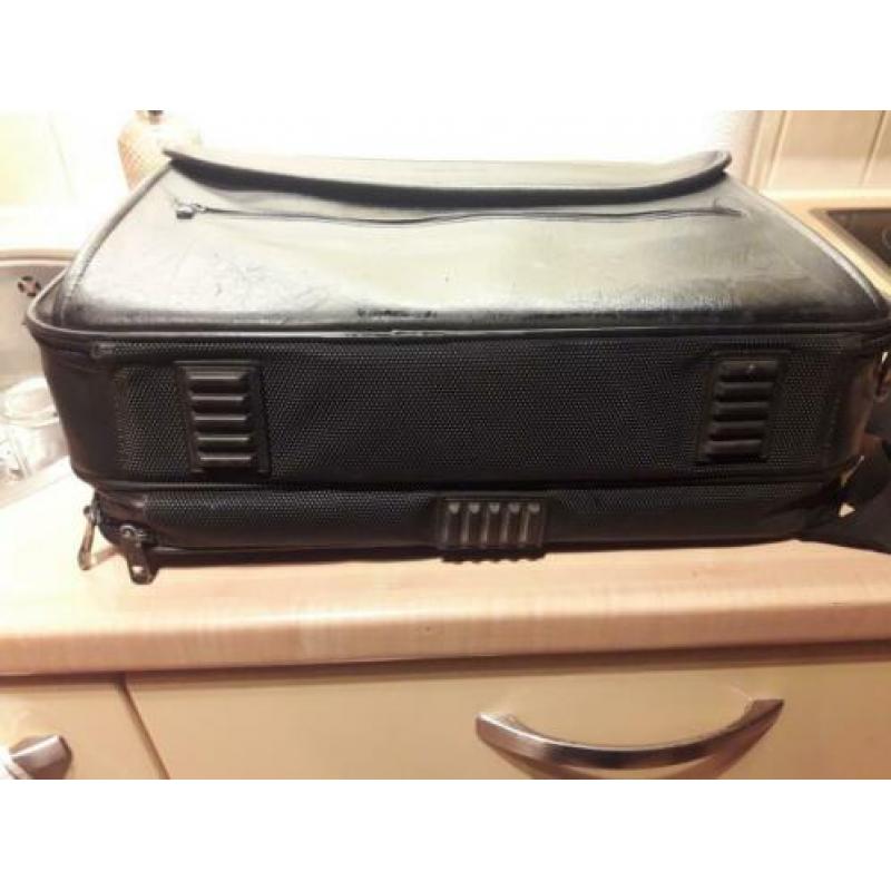 Laptoptas LEDER 5,00