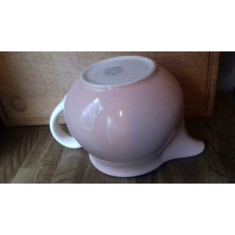 oude melkkan, kan villeroy boch. pastelroze