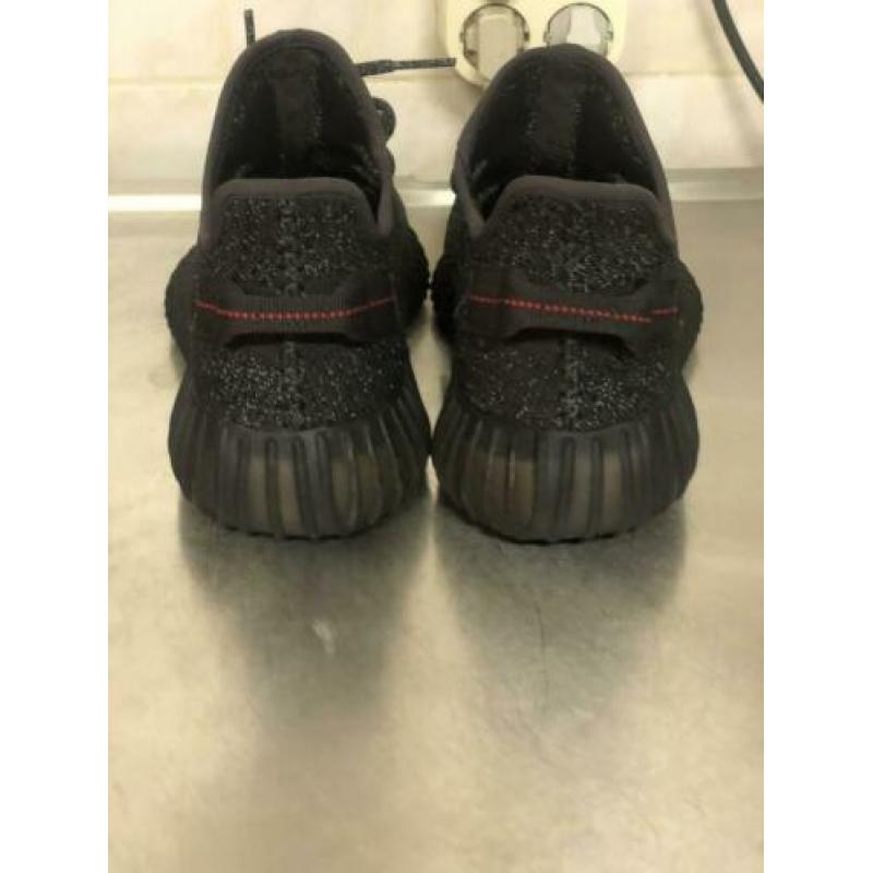 Adidas yeezy 42 zwart (us8,5 )