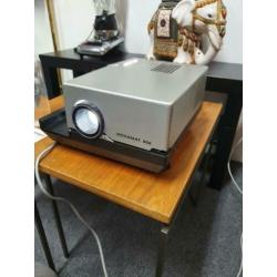 Uitverkoop!! Novamat 502 diaprojector voor €10,-!