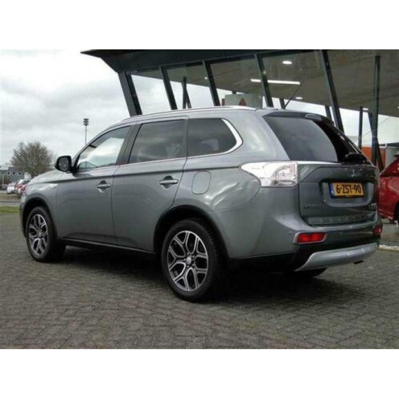 Mitsubishi Outlander 2.0 PHEV 4WD Instyle X-Line | All-In Pr