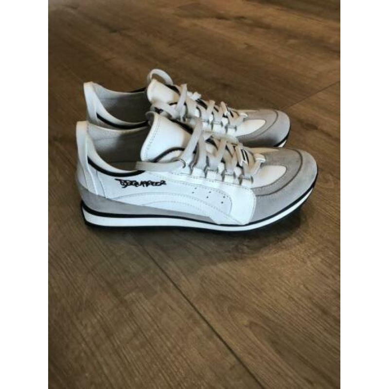 Dsquared schoenen maat 38