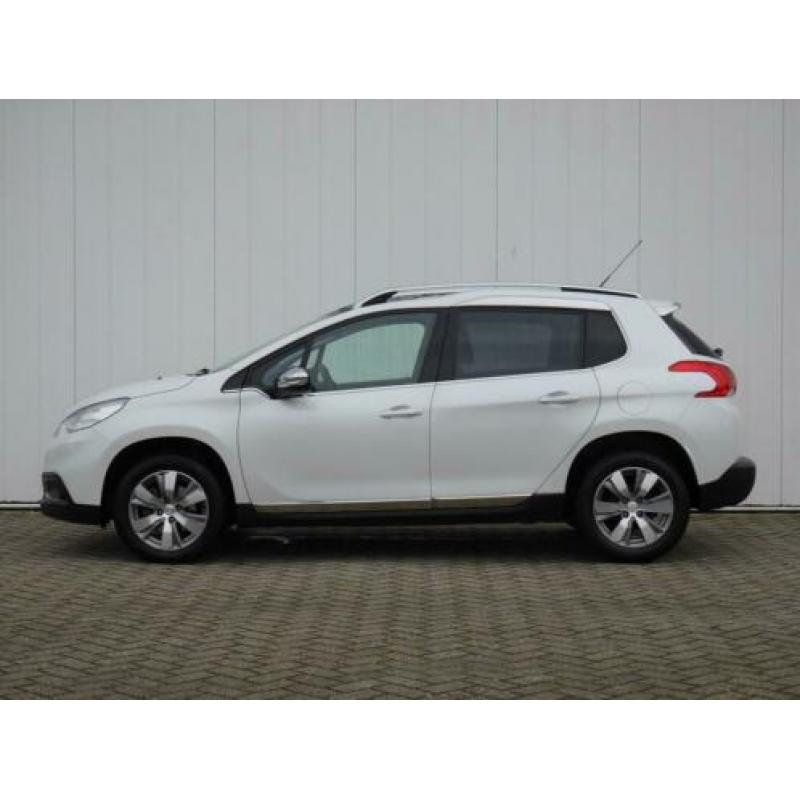 Peugeot 2008 Allure 1.2 110 pk | NAVI | CLIMA | PANORAMADAK