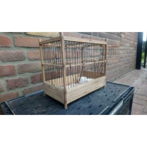 Antiek vogelkooitje