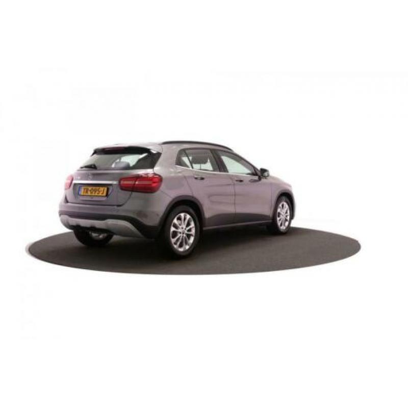 Mercedes-Benz GLA-Klasse 180 Business Solution Plus Upgrade