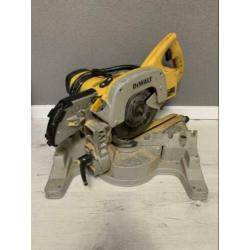 Dewalt Dw 707 cirkel zaag/ verstekzaag /afkortzaag igst !!!