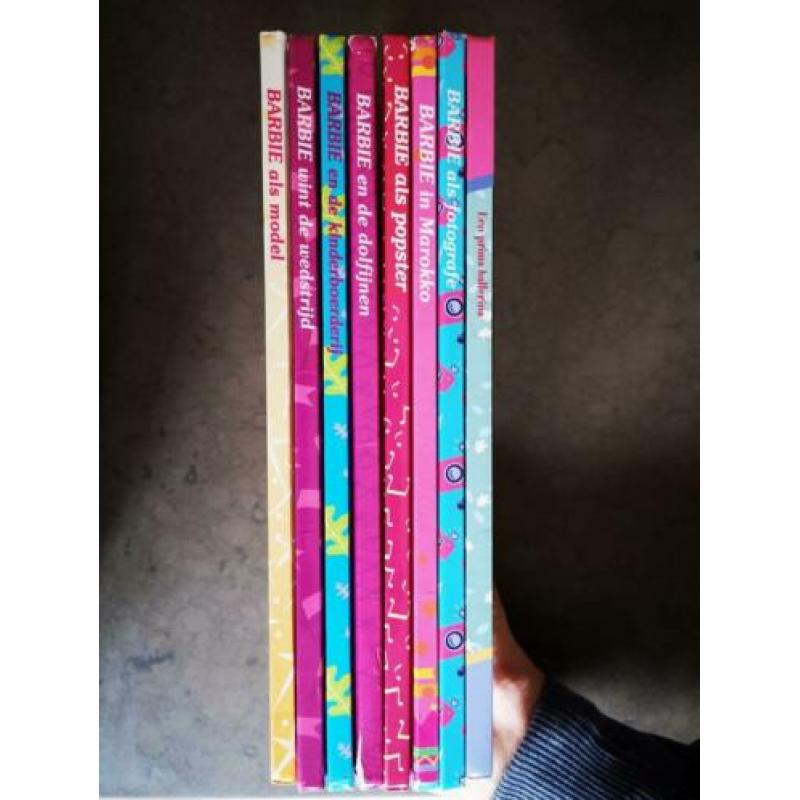 8 barbie boeken