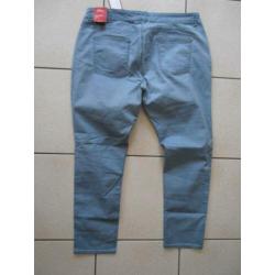 Nieuwe broek S. Oliver ankle maat 44/46