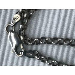 Mooie zilveren zeeuwse knoop 3cm, aan lange jasseron ketting