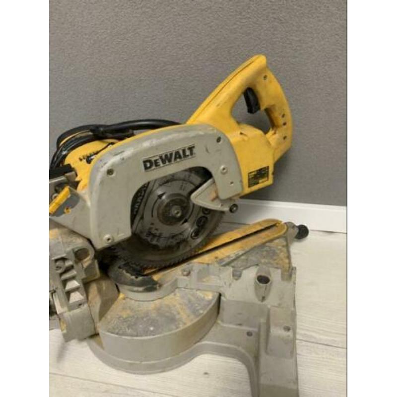 Dewalt Dw 707 cirkel zaag/ verstekzaag /afkortzaag igst !!!