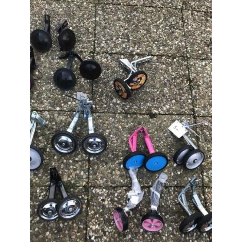 Zijwieltjes uit zoeken 5 euro perstuk