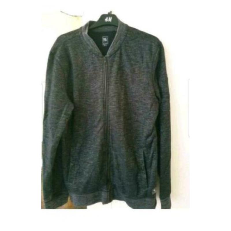 Non Grada vest maat XL