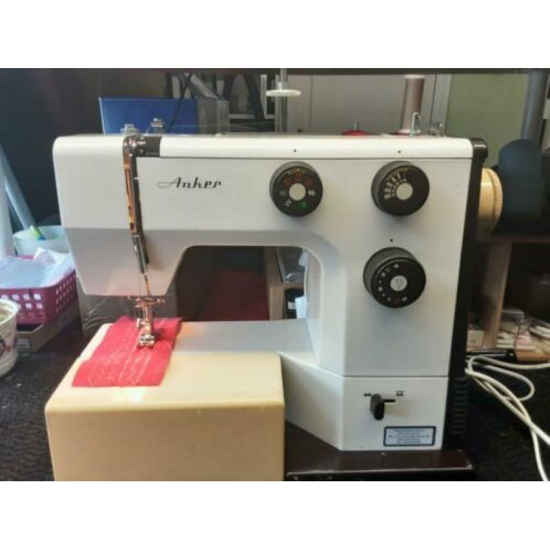 Anker naaimachine model onbekend
