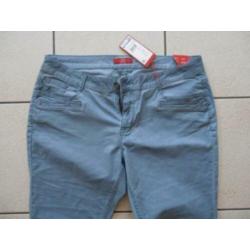 Nieuwe broek S. Oliver ankle maat 44/46