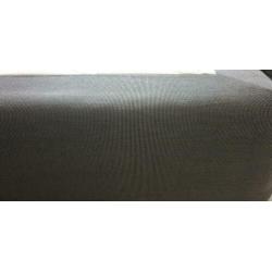 70 × 200 boxspring zonder matras.