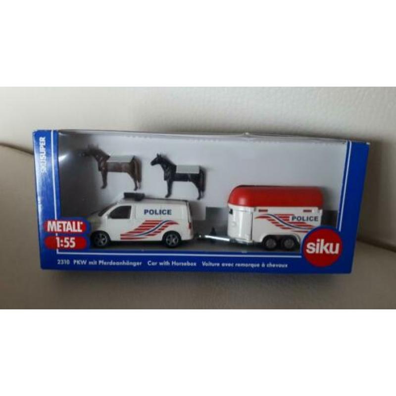 SIKU 2310 SUPER PKW mit Pferdehhänger in doos zéér mooi