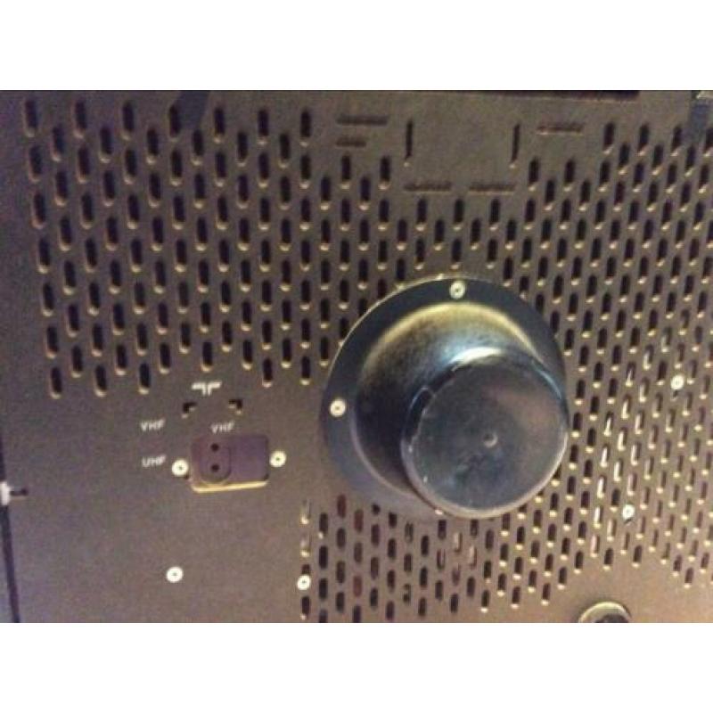 Philips tv (niet werkend nog)