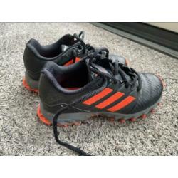 Adidas veldhockey schoenen mt 31