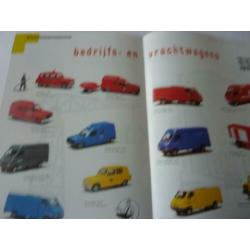 Folder van Renault dd.1994 met een overzicht van modelauto's