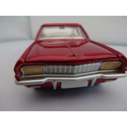 Opel Admiral Rood nr: 513 van Dinky Toys-Atlas 1/43